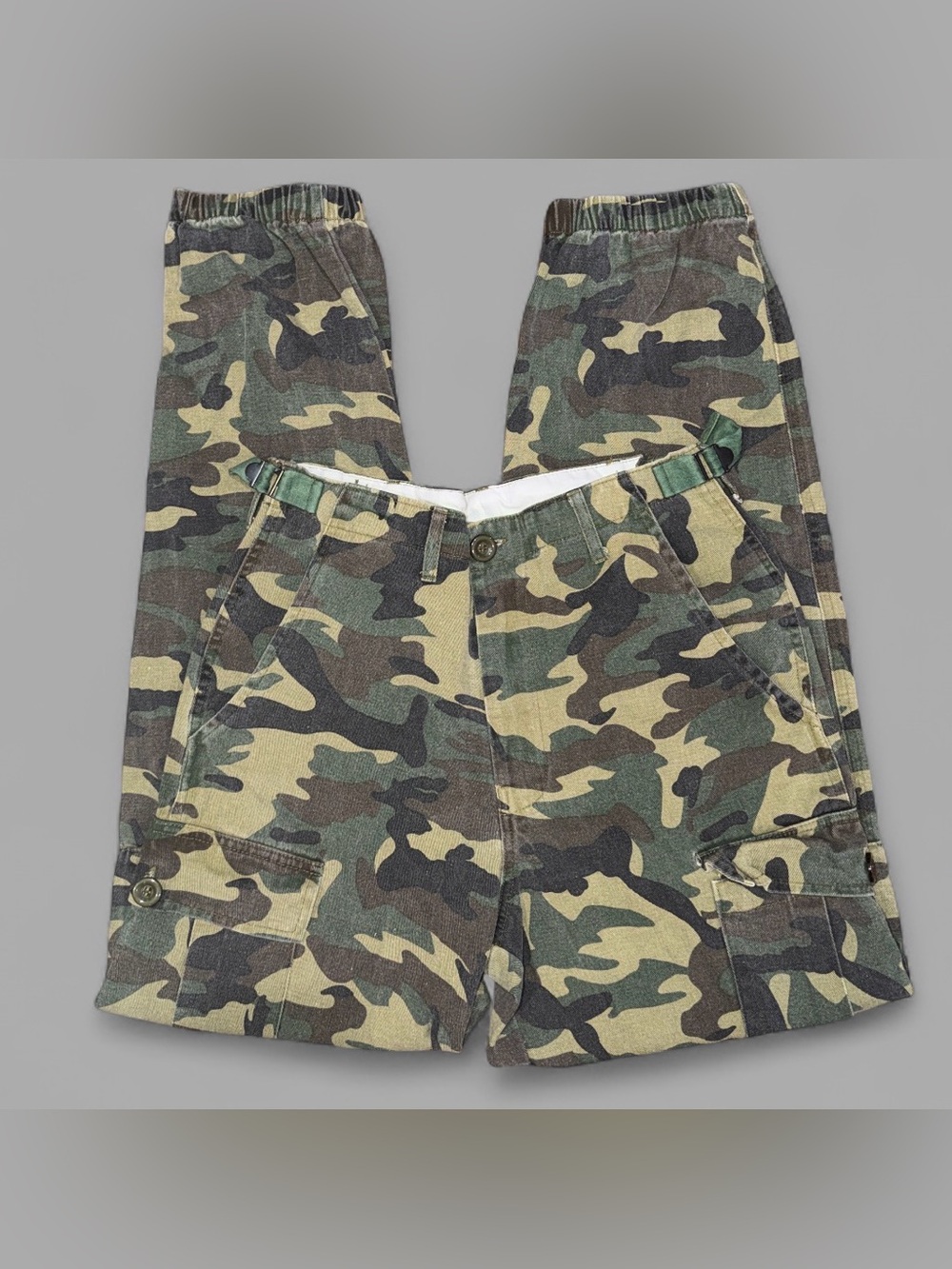 Fashion Nova Women's Camo Cargo Pants - Green